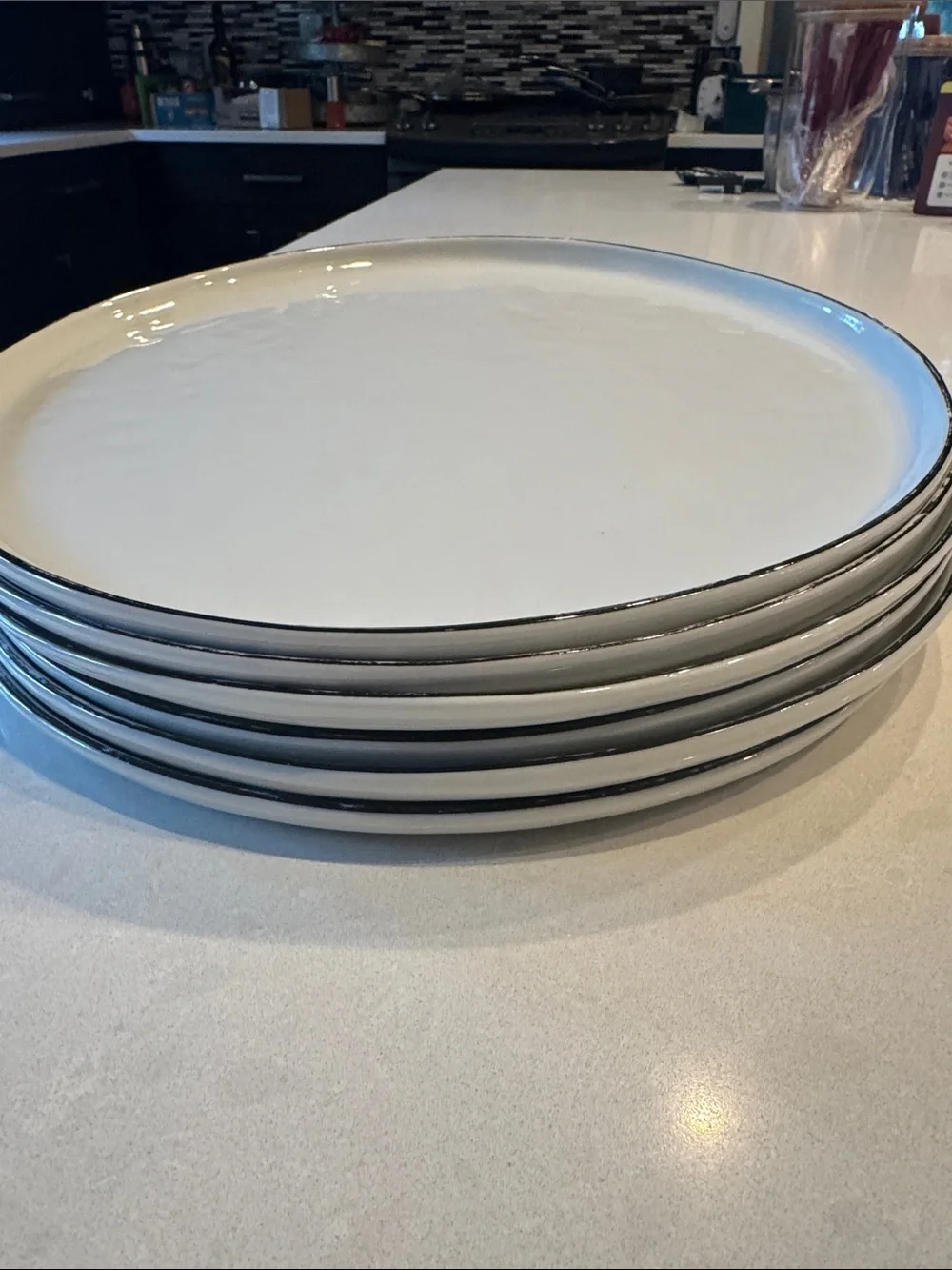 Crate&Barrel  Mercer White Ceramic Dinner Plate - Set of 6 shinny surface.